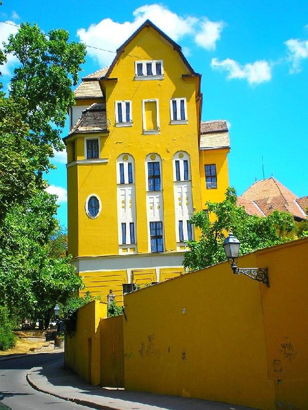 vissza