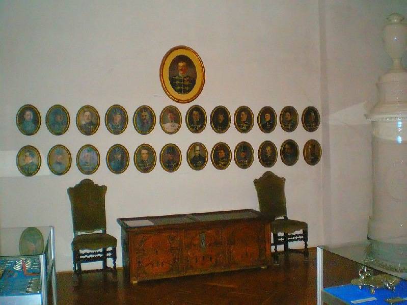 vissza