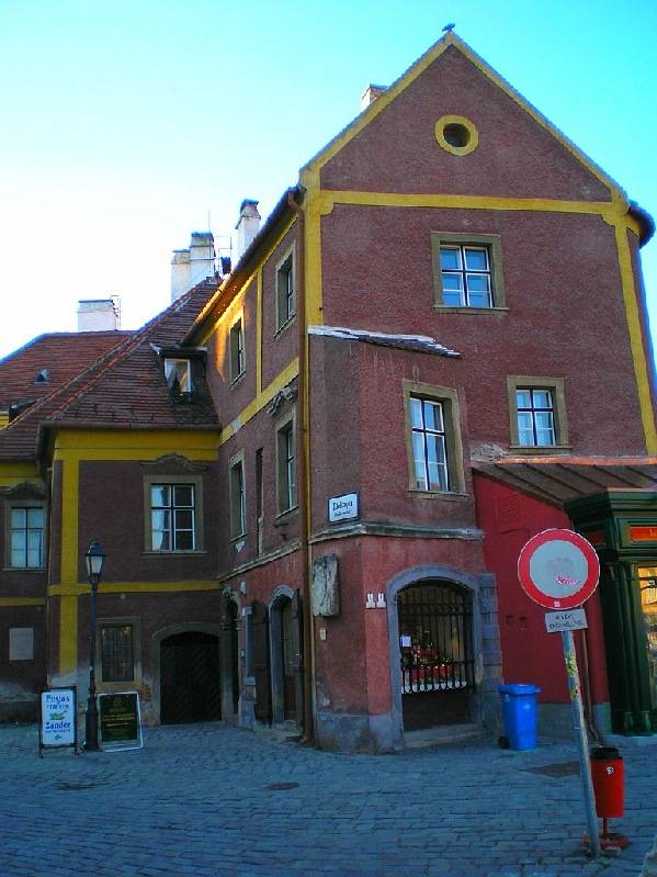vissza