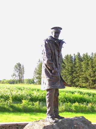a képen stirling látható...