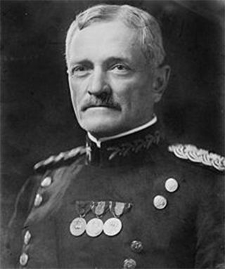 a képen pershing látható...