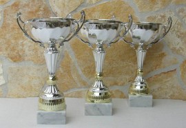 vissza