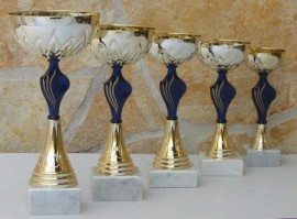 vissza