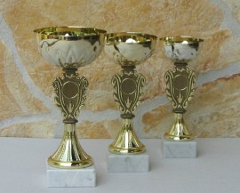 vissza