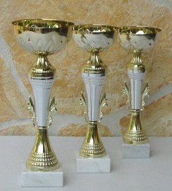 vissza
