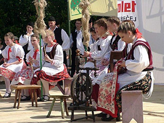 torokbecse1.gyongyosbokreta.jpg - File written by Adobe Photoshop¨ 5.0