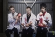 Sum41 2009 walking_disaster__4_.jpg