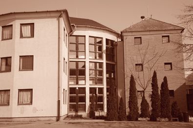 Sz�chenyi Istv�n Katolikus �s N�met Nemzetis�gi �ltal�nos Iskola M�t�szalka