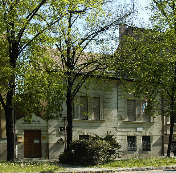 vmk001002.jpg