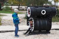 m161029e7844a1_small.jpg