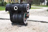 m161029e7849a1_small.jpg
