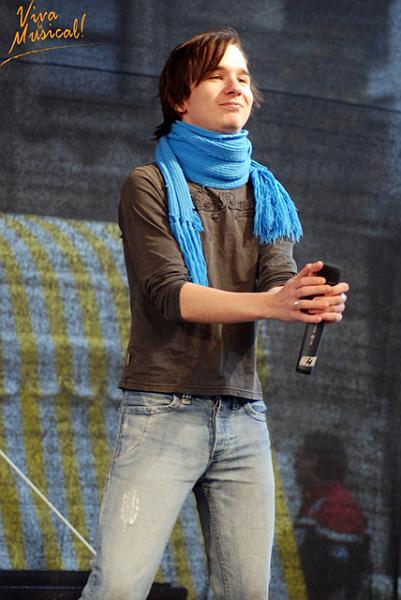 springSzF75206.jpg
