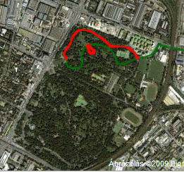A z&ouml;ld vonal laza fut&aacute;s, az 1km max, a domb 4x &eacute;l&eacute;nken.