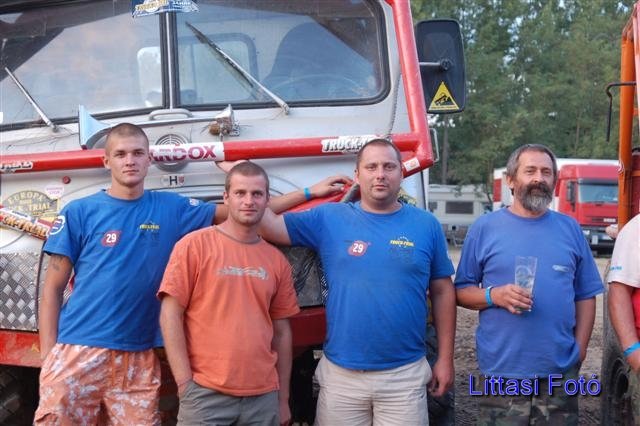 dsc_7413small.jpg