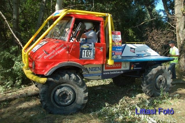 dsc_0374small.jpg