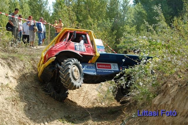 dsc_0229small.jpg