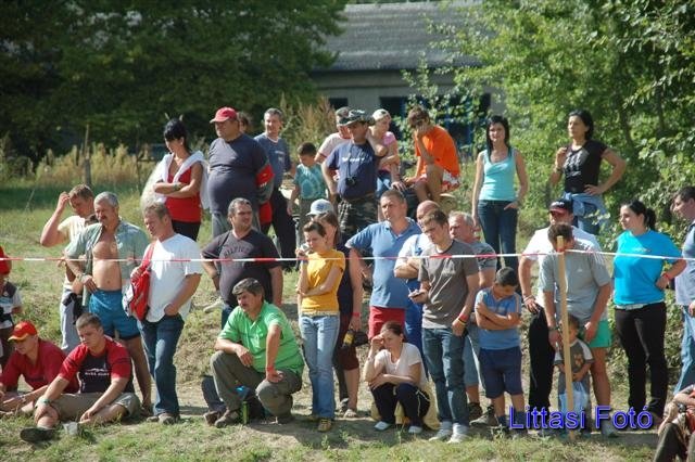 dsc_1106small.jpg