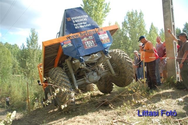 dsc_1142small.jpg