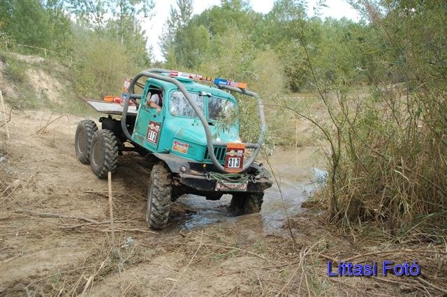 dsc_1256small.jpg