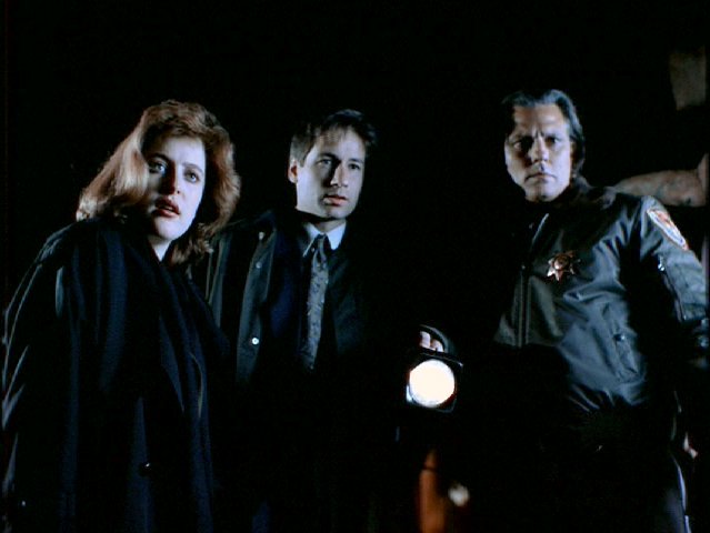 Mulder, Scully Tskany seriff