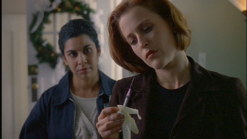 Dana Scully desanya?