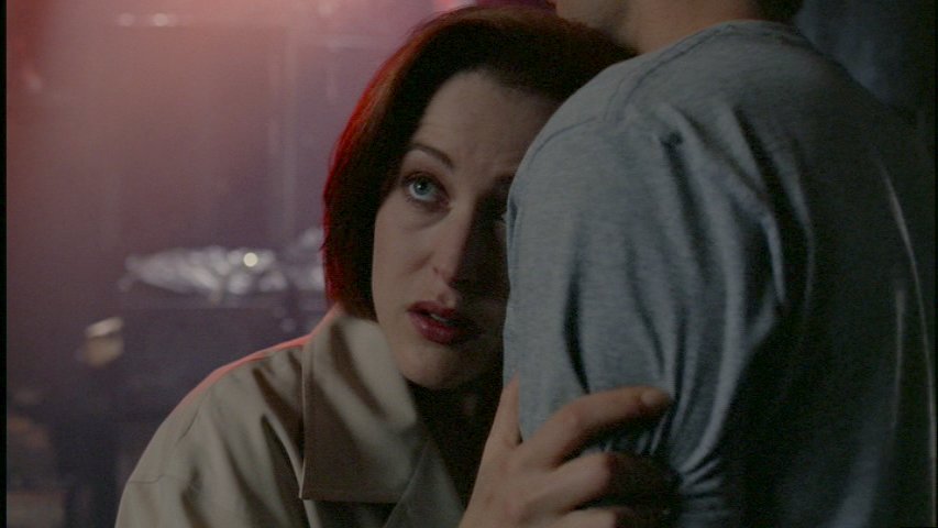 Mulder és Scully a kiégett irodában
