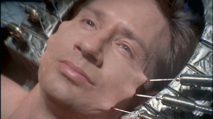 Mulder az idegenek fogságában