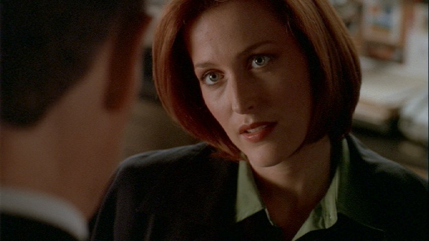 Scully bcszik Doggettől