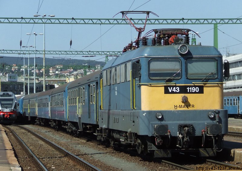 2008.08.09.-006  V43 1190.JPG