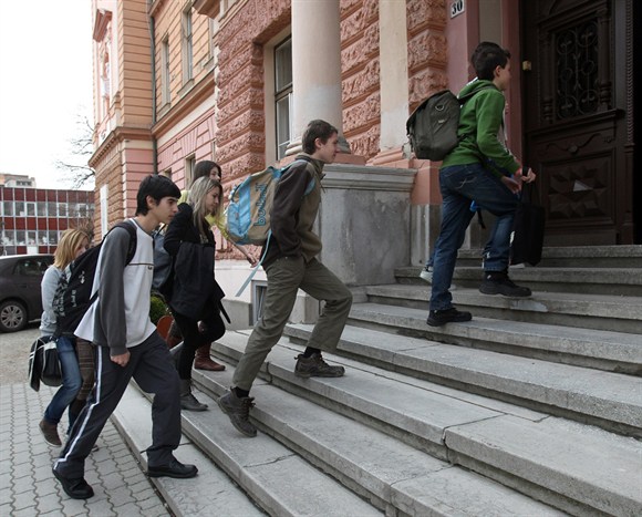 Az egerszegi Zrnyi Mikls Gimnzium sok-sok ve az lmeznyben van, a mostani lista hibs - Fot: Pezzetta Umberto 