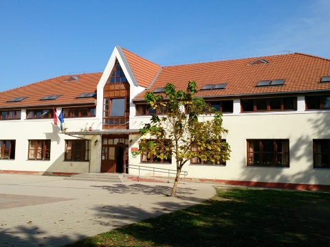 Iskola fotója