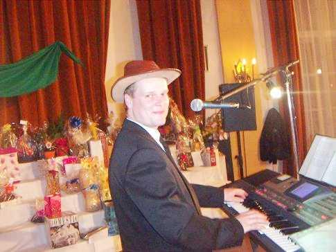 009.jpg - Alap�tv�nyi b�l