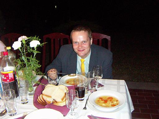 030.JPG - Mire megj�tt a leves Tomi elt?nt valahov�....