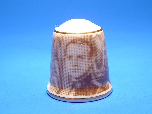 1593