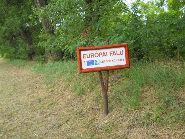 photo102.jpg